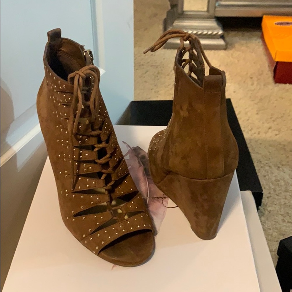 Jessica Simpson Wedge Pump